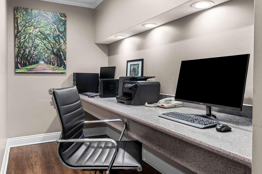 Best Western Forest Inn Franklin Facilities photo