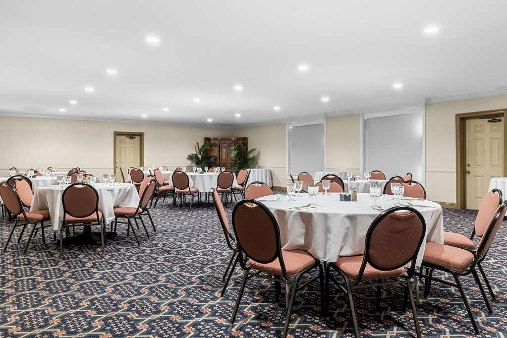 Best Western Forest Inn Franklin Facilities photo