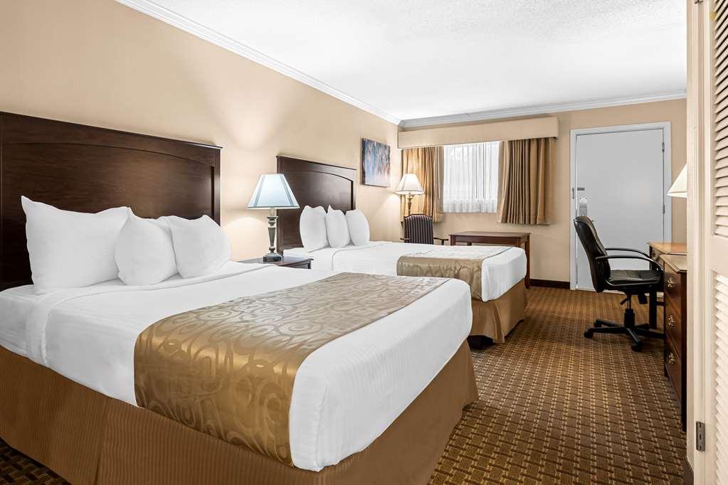 Best Western Forest Inn Franklin Room photo