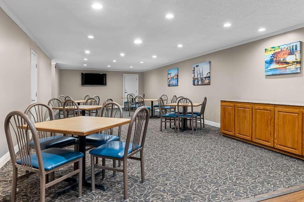 Best Western Forest Inn Franklin Restaurant photo