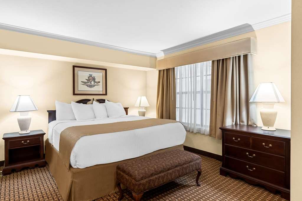Best Western Forest Inn Franklin Room photo